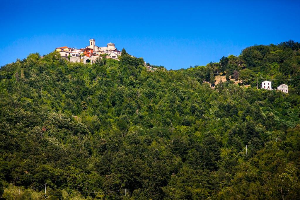 Agriturismo Casteldelpiano Licciana Nardi ห้อง รูปภาพ