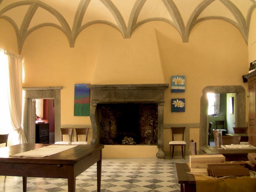 Agriturismo Casteldelpiano Licciana Nardi ภายนอก รูปภาพ
