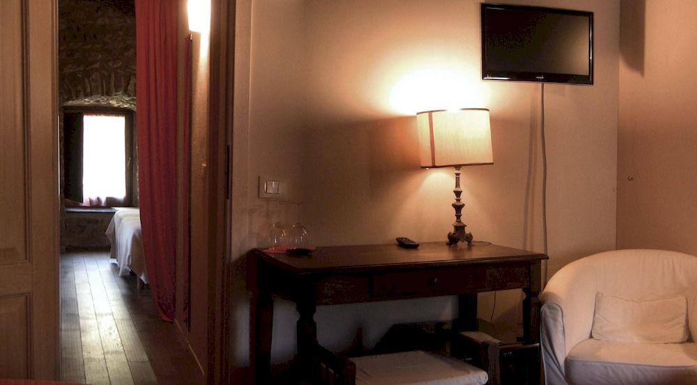 Agriturismo Casteldelpiano Licciana Nardi ภายนอก รูปภาพ